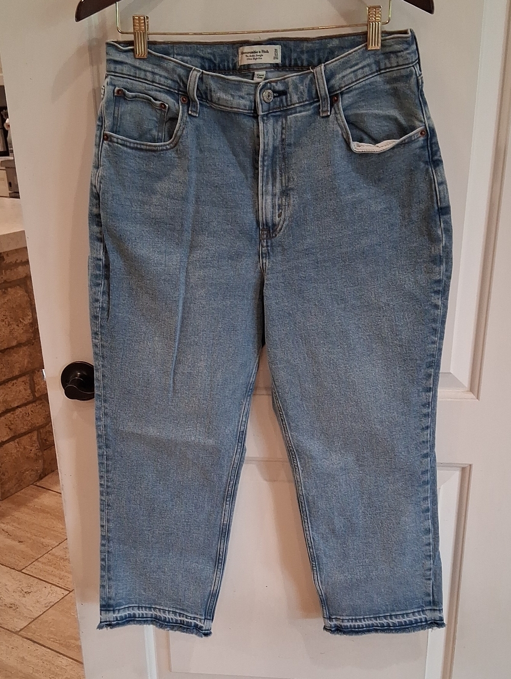 Abercrombie & Fitch The Ankle Straight Ultra High Rise Curve Love Size 31/12S